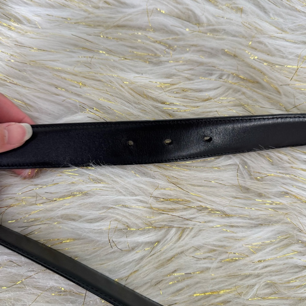 Gucci Black Leather Belt with Gold Double G Buckle - Picture 8 of 8